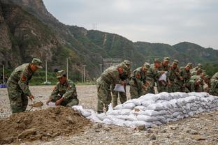 队记：76人不太可能在交易截止日前追求布鲁斯-布朗